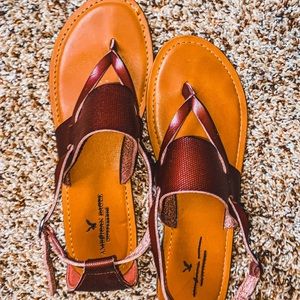 American Eagle Sandals